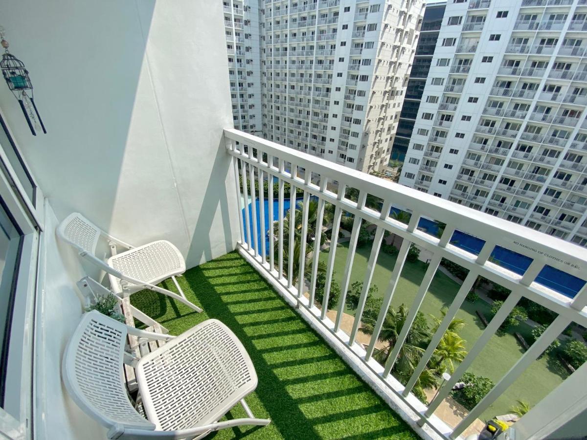 Santiorini At Shore Residences Pasay Exterior photo
