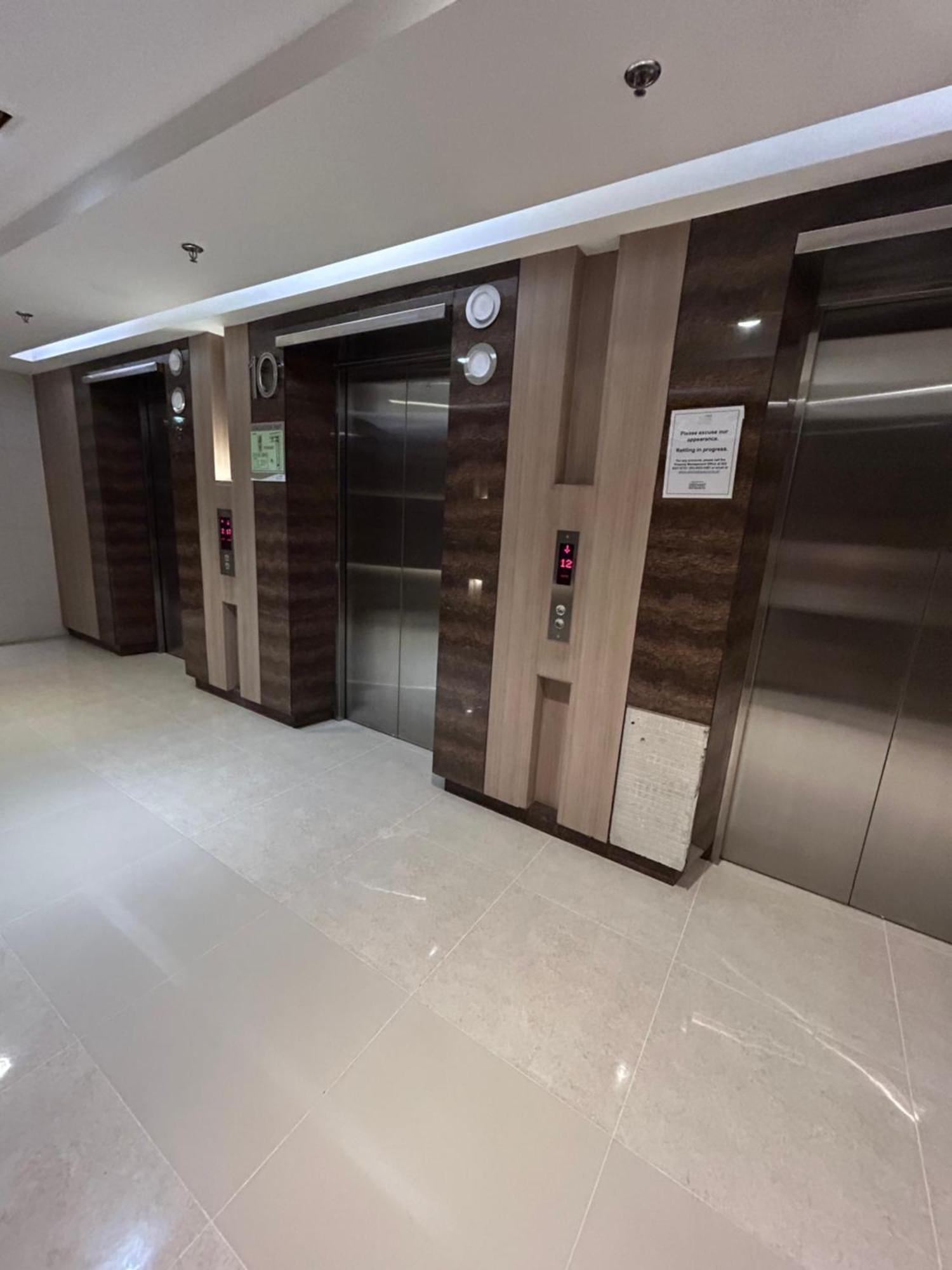 Santiorini At Shore Residences Pasay Exterior photo